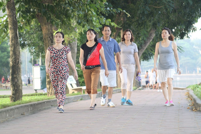 Nguoi Viet Nam thuoc nhom luoi di bo hinh anh