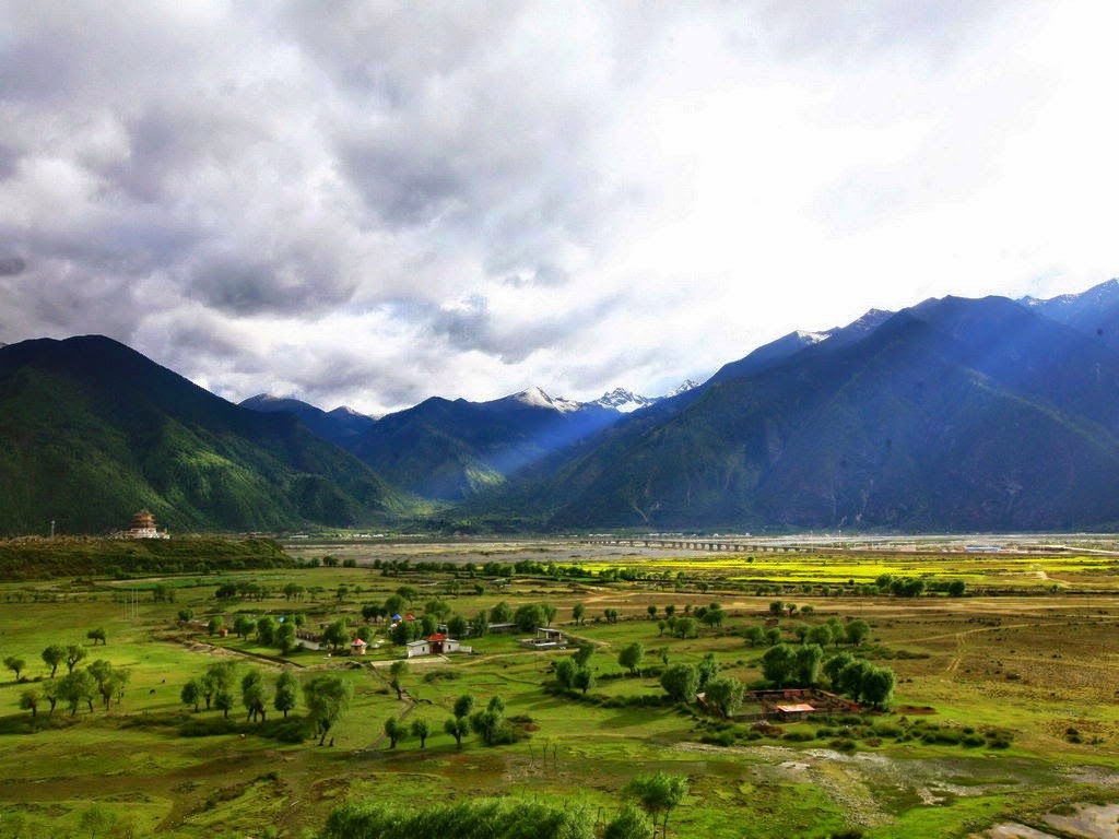 Nhung dia danh xa xoi nhat Trai dat co nguoi o hinh anh