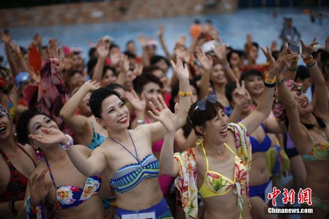 cuộc thi Bikini quý bà ở Trung Quốc ảnh 1 cuoc thi Bikini quy ba o Trung Quoc anh 1