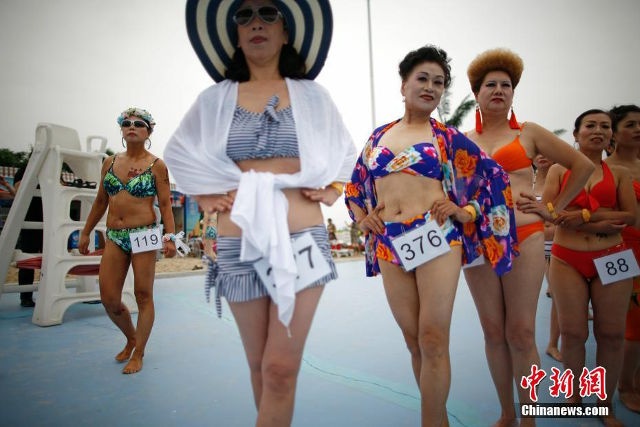 cuộc thi Bikini quý bà ở Trung Quốc ảnh 5 cuoc thi Bikini quy ba o Trung Quoc anh 5