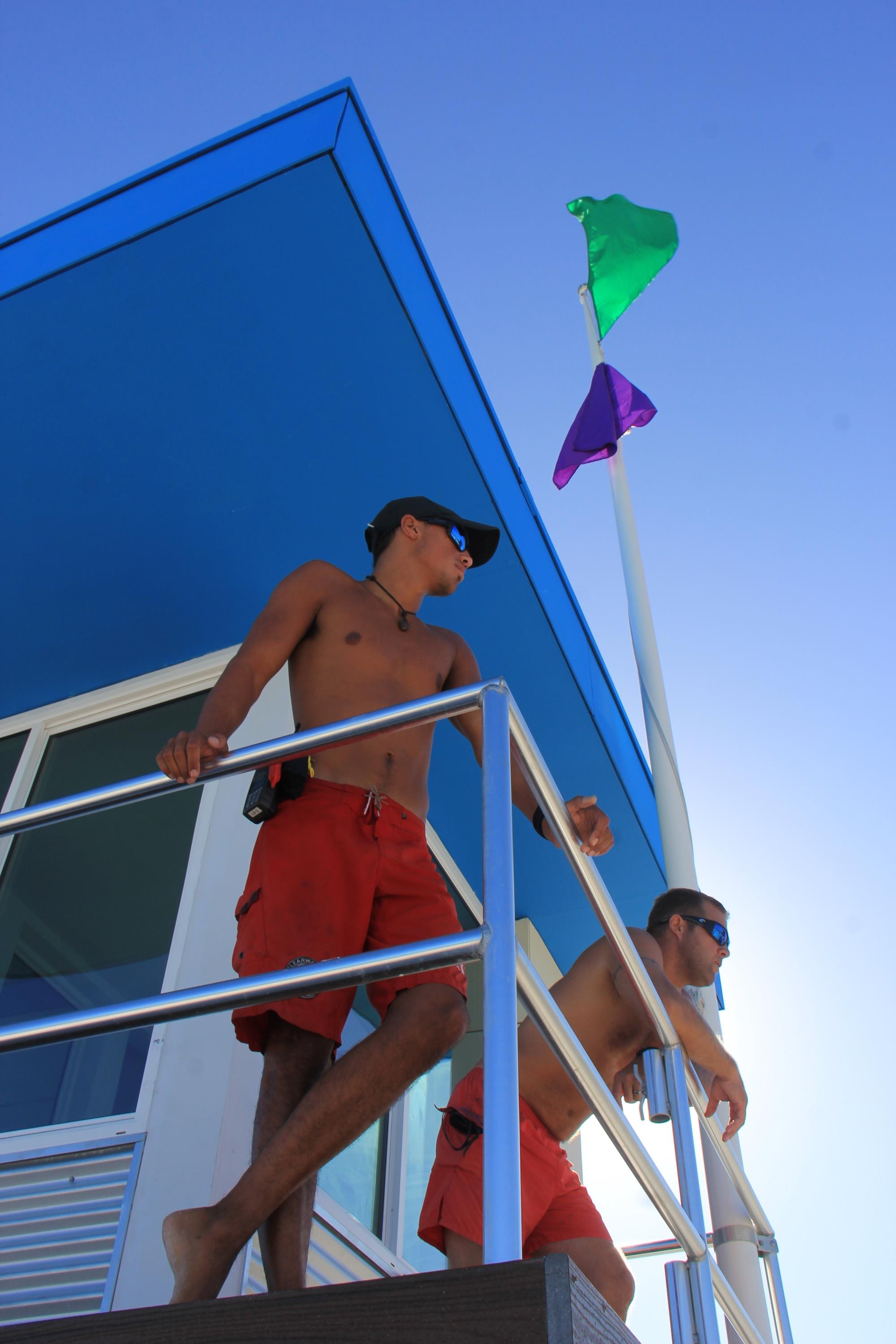 Lam the nao de tranh duoi nuoc anh 4