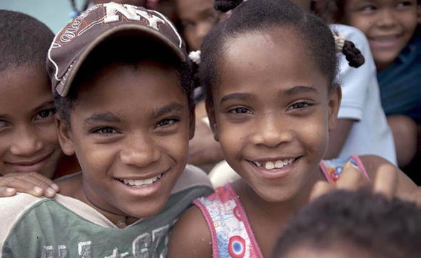 Ngoi lang co nhieu co be bong thay doi gioi tinh khi den tuoi day thi hinh anh