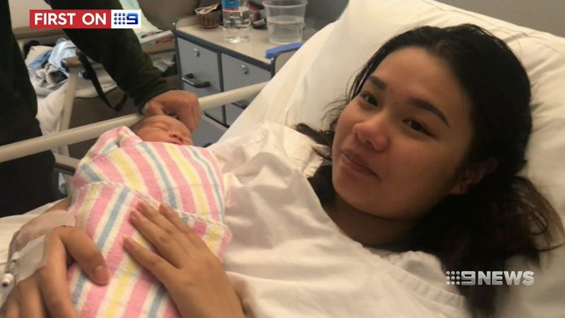 San phu nguoi Viet phai mo hai lan vi bac si quen kim trong bung hinh anh