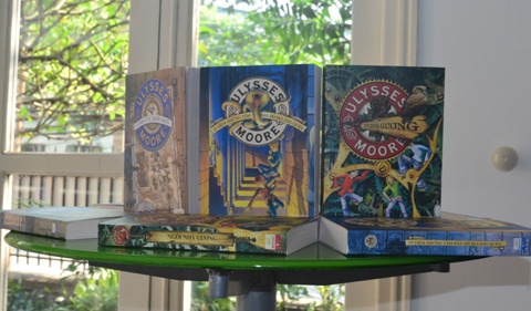 Ulysses Moore - bo sach phieu luu danh cho doc gia nhi hinh anh