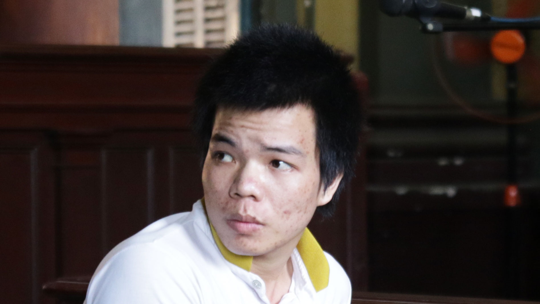 Y an thanh nien dam chet nguoi vi benh ban gai hinh anh