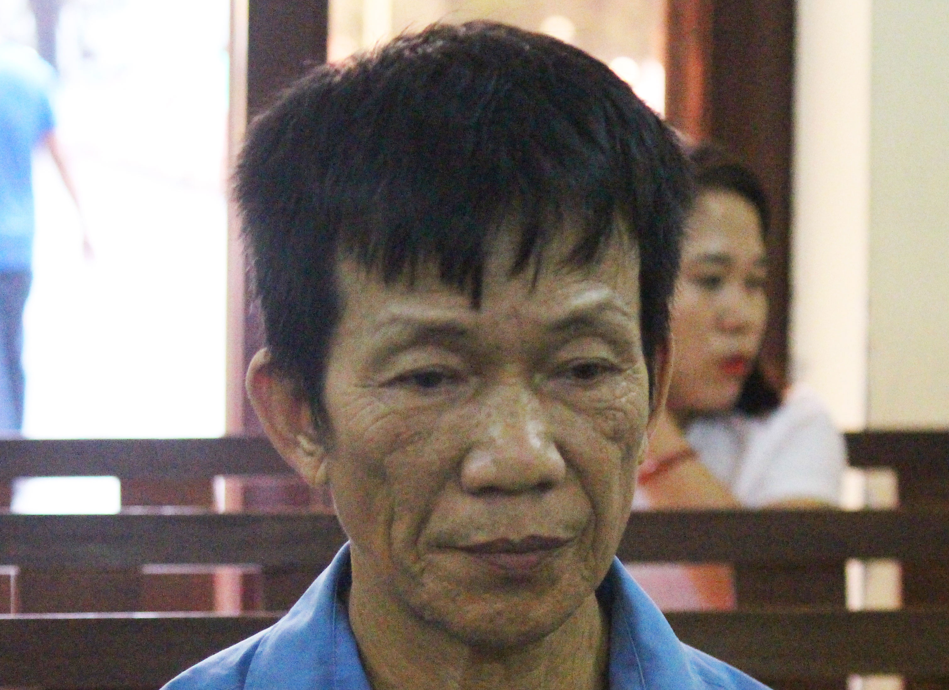 Cha vo chem chet con re roi cho xac di dau thu linh 30 thang tu hinh anh