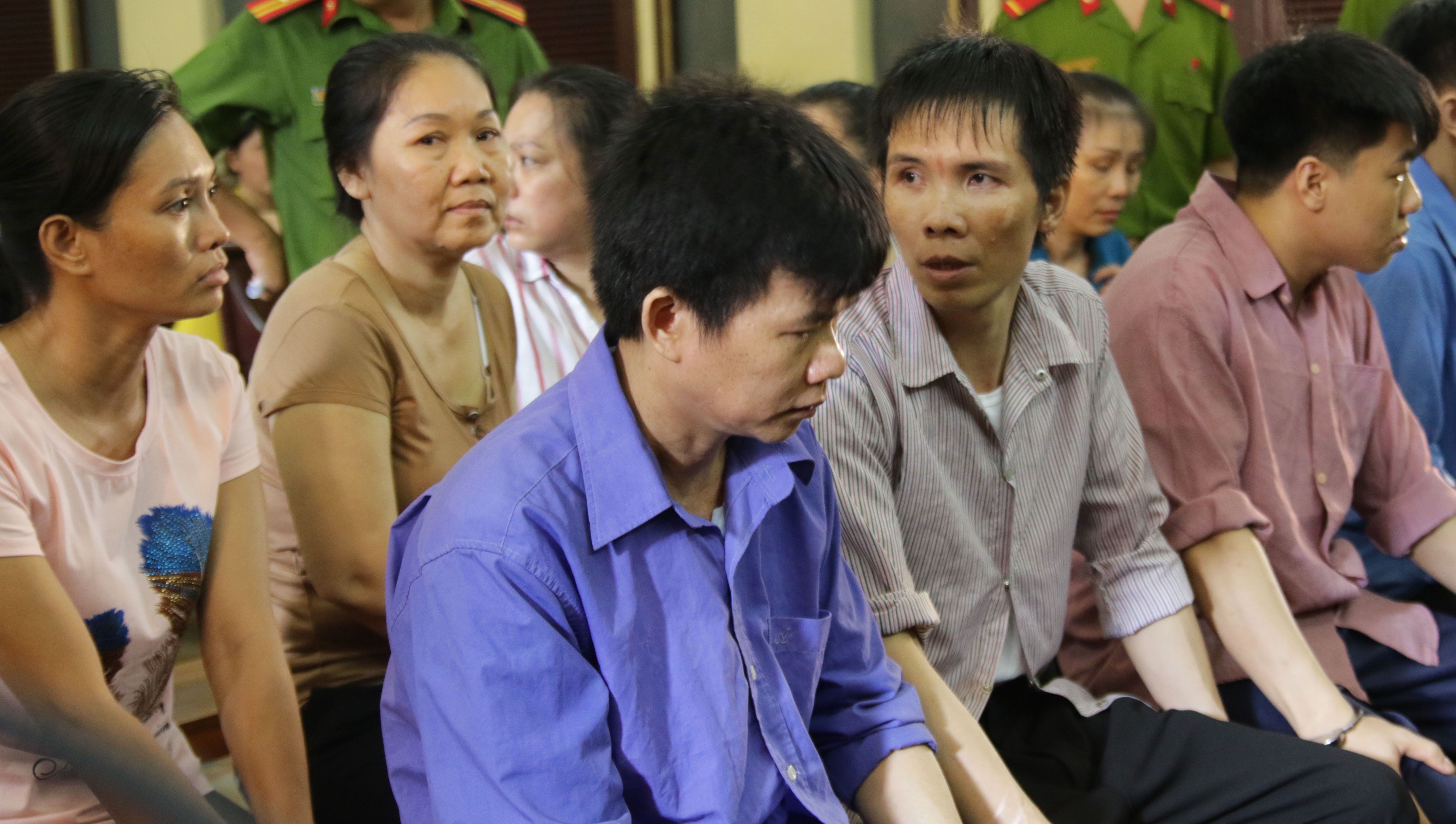 Mot an tu, 3 an chung than cho duong day mua ban ma tuy o Sai Gon hinh anh