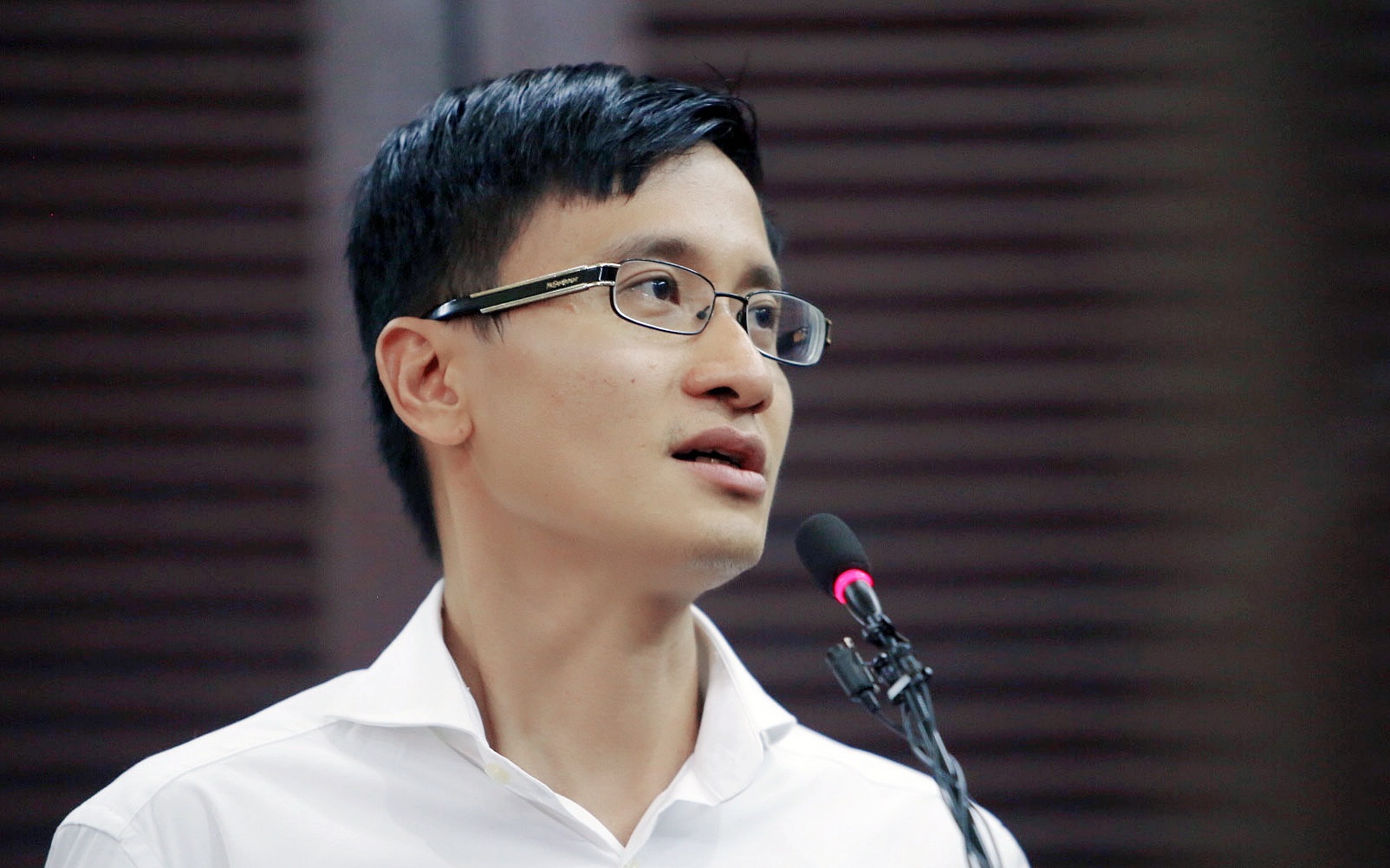 Ong Cao Toan My: 'Tien toi chuyen cho Phuong Nga la de mua nha gia re' hinh anh