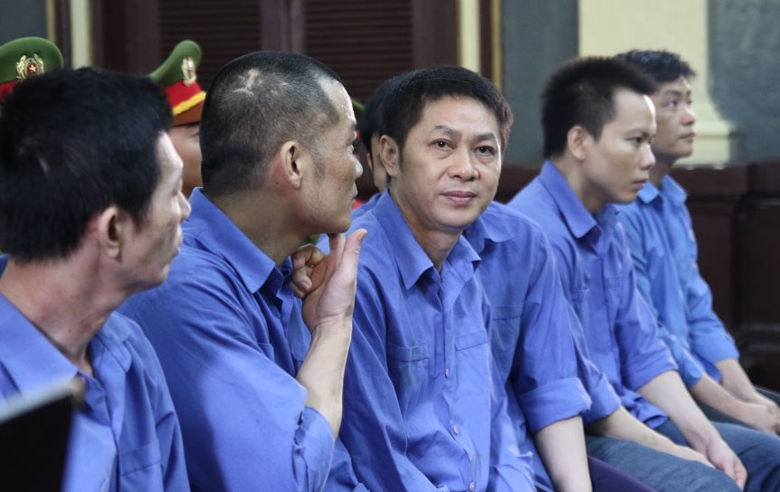 Vu bao ke ben xe Mien Dong: 5 bi cao dong loat to bi ep cung hinh anh