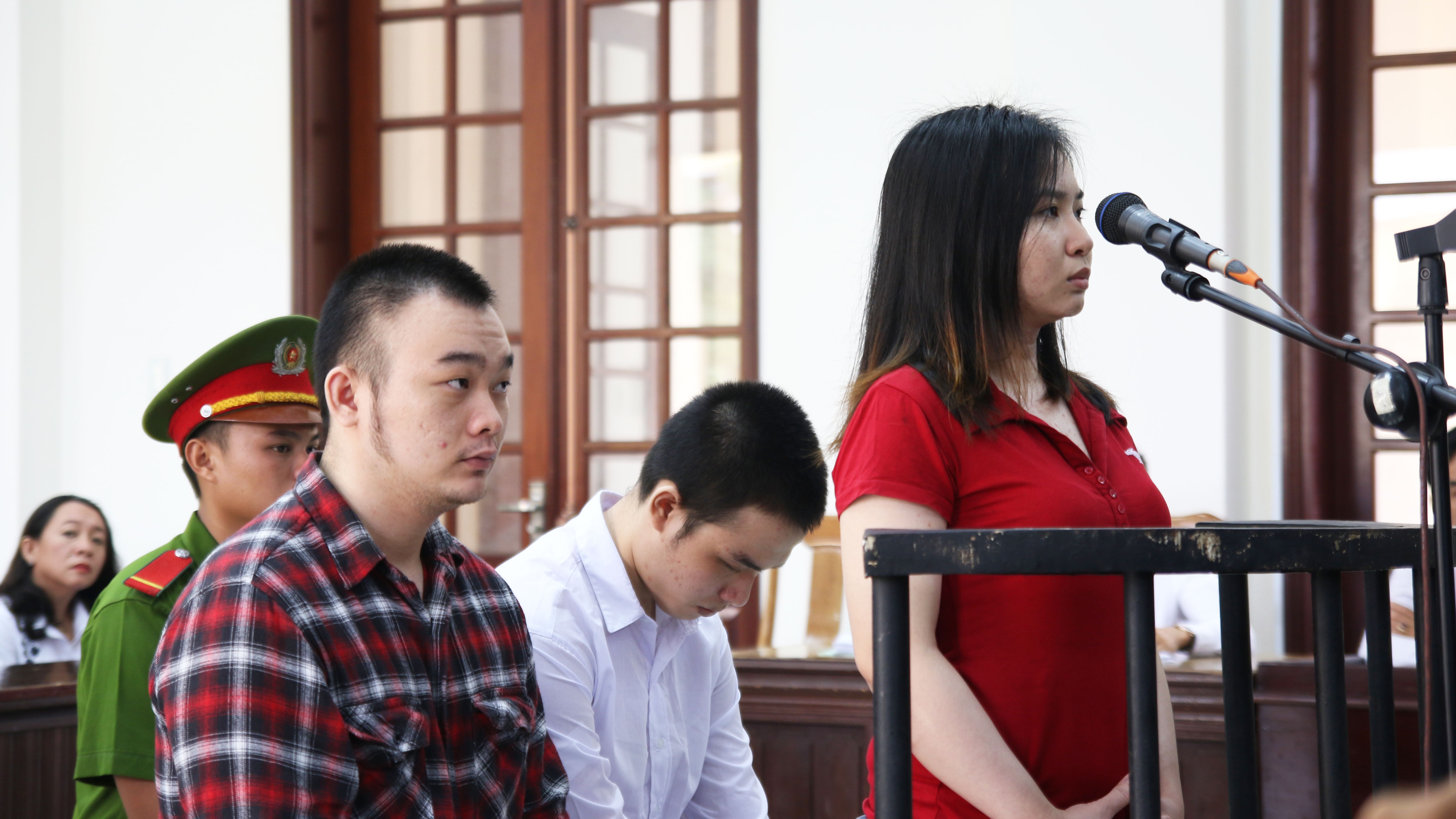 tat axit nu sinh o Sai Gon anh 1