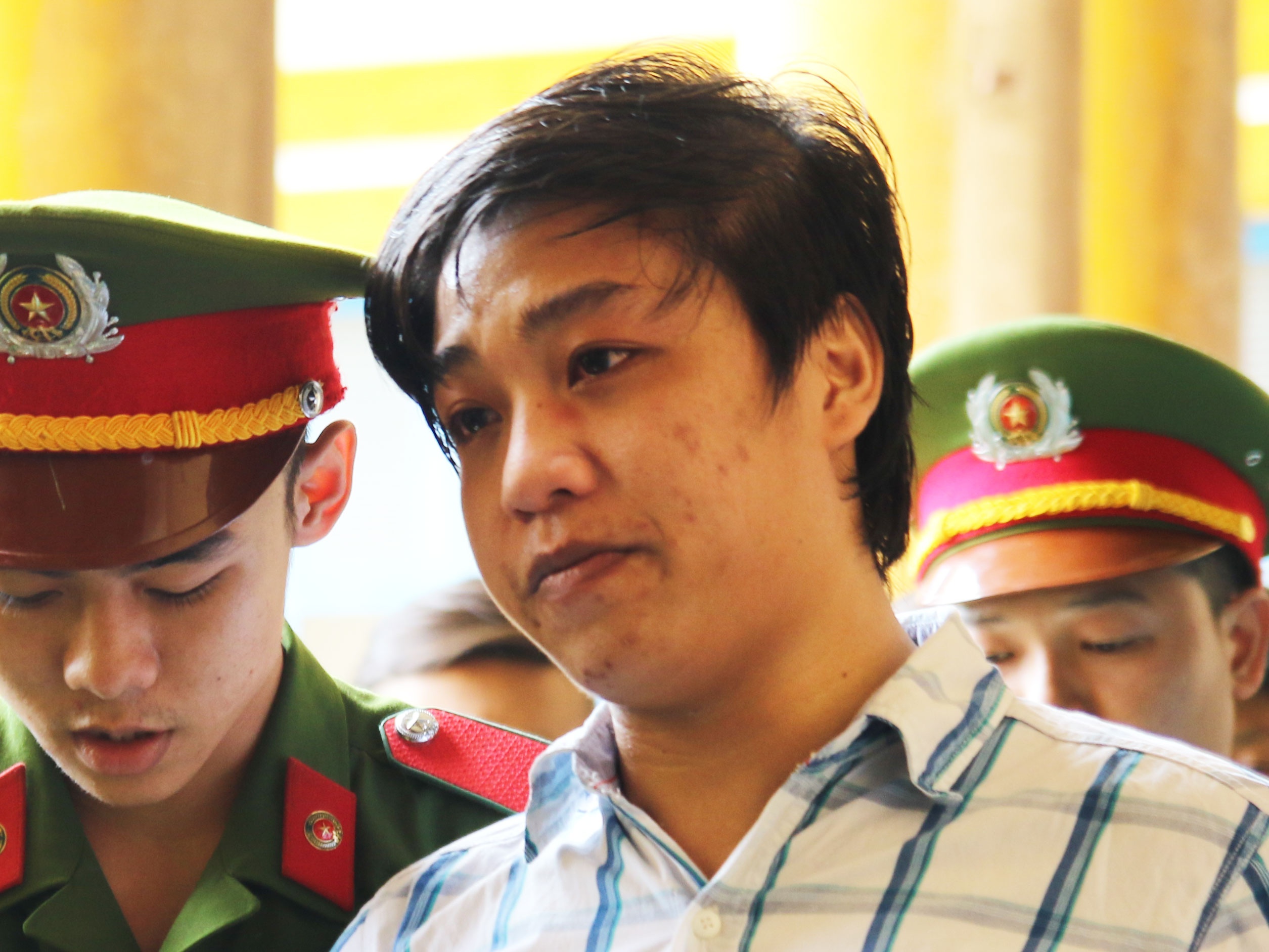 Y an tu hinh hung thu giet vo con pho truong ban dan van huyen hinh anh