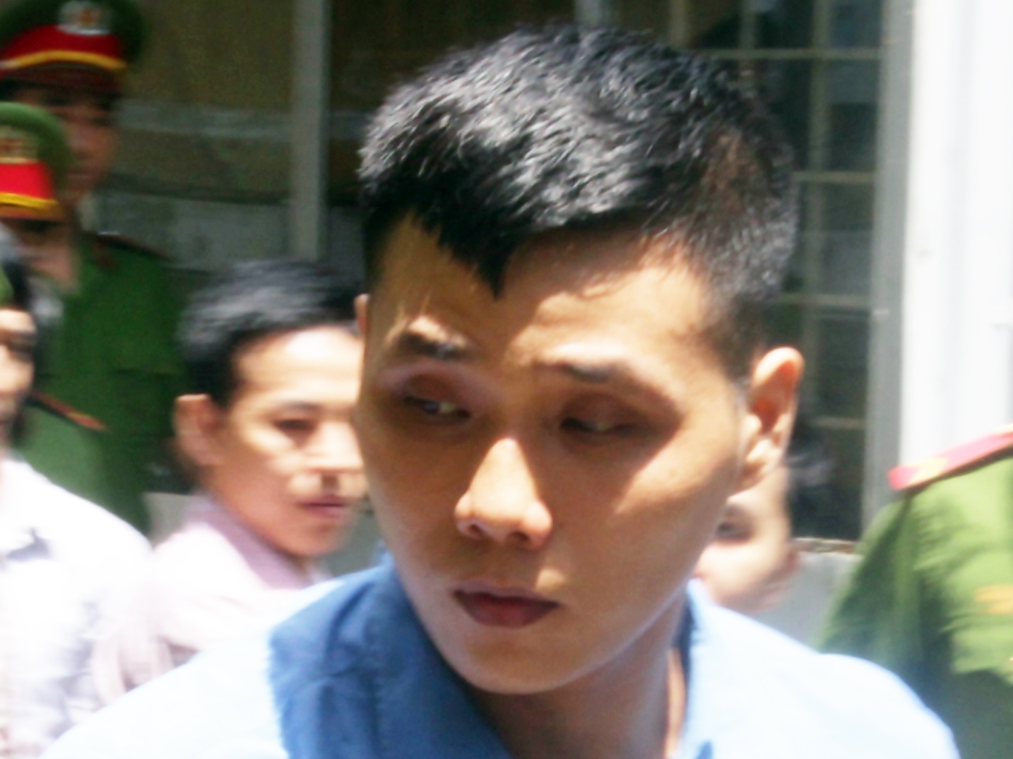Truy to tai xe BMW danh chet nguoi giua Sai Gon hinh anh