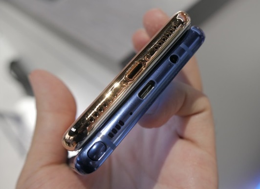 So sanh Note 8 va iPhone 8 anh 6