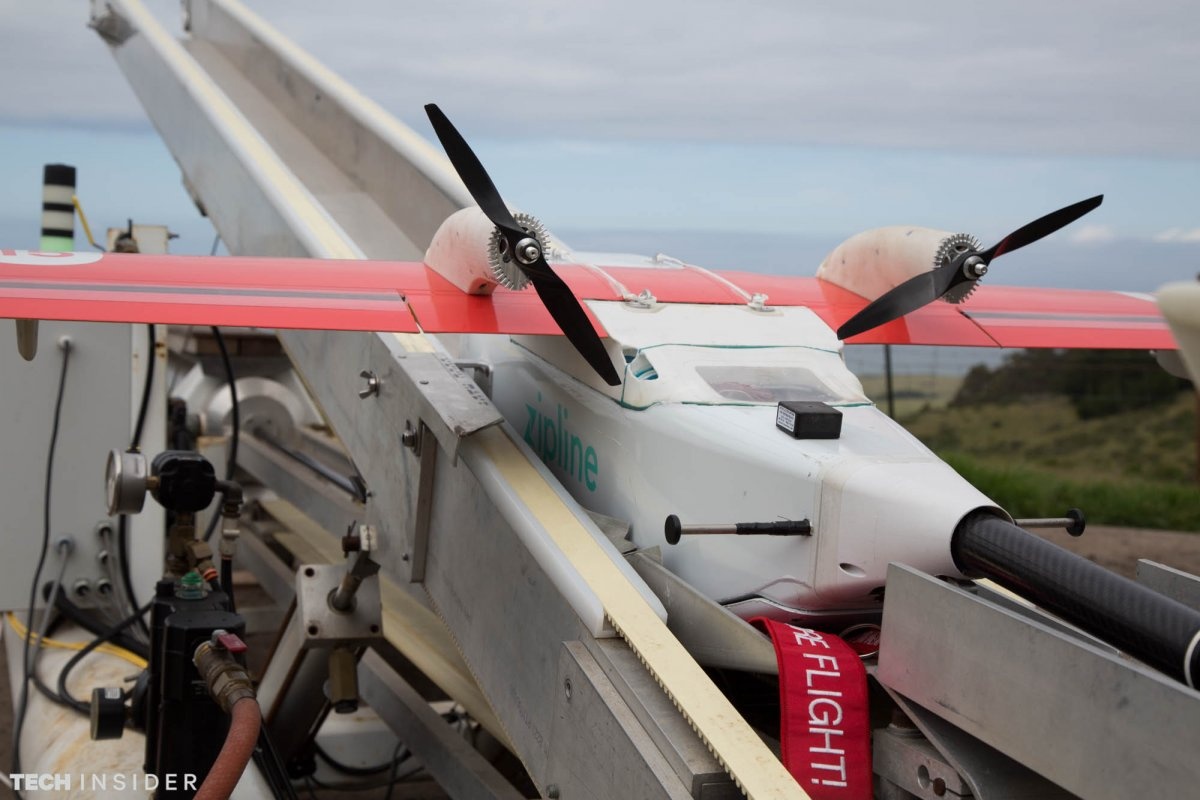 Startup van chuyen mau bang drone anh 6