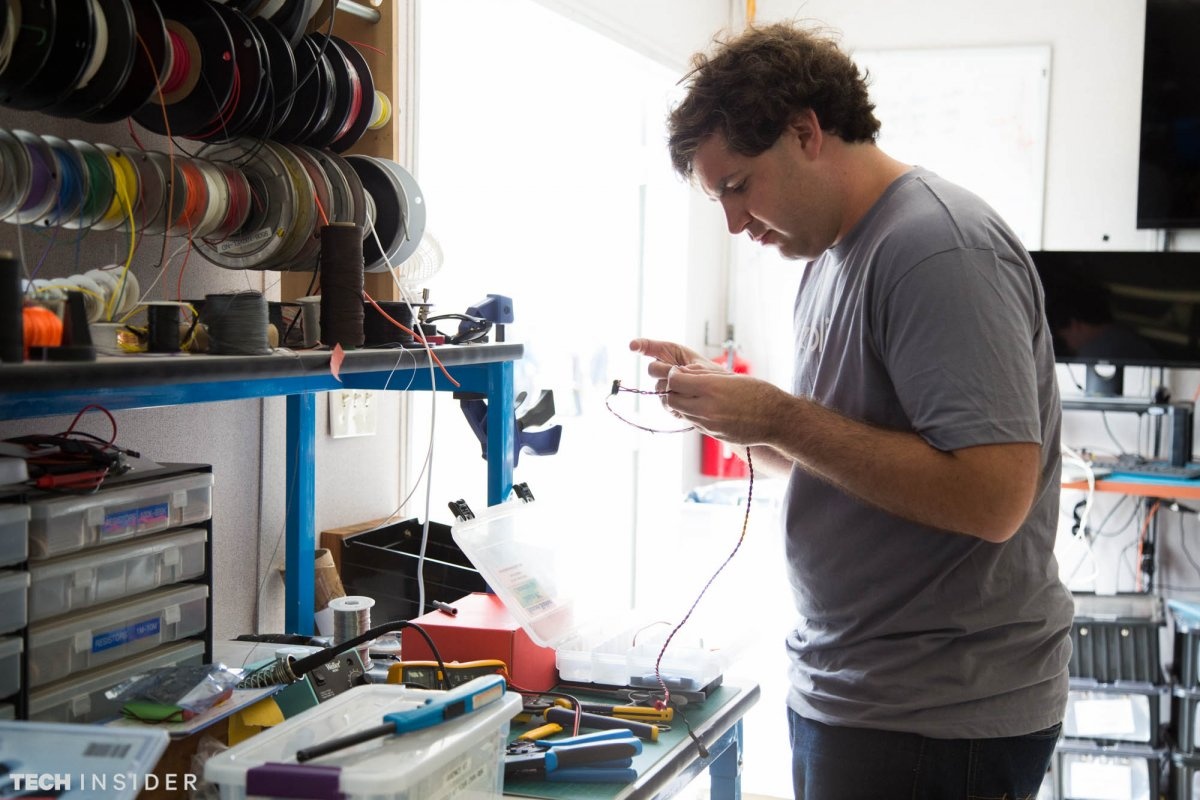 Startup van chuyen mau bang drone anh 2