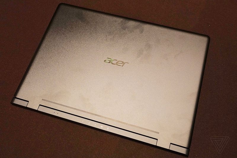 Laptop Swift 7 mong nhat the gioi anh 7