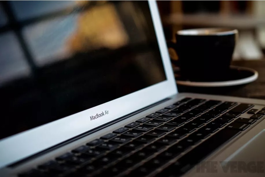 Apple co the tung MacBook Air gia re giua nam nay hinh anh