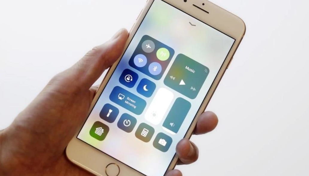 Cach xu ly hao pin sau khi nang cap iOS 11.3 hinh anh