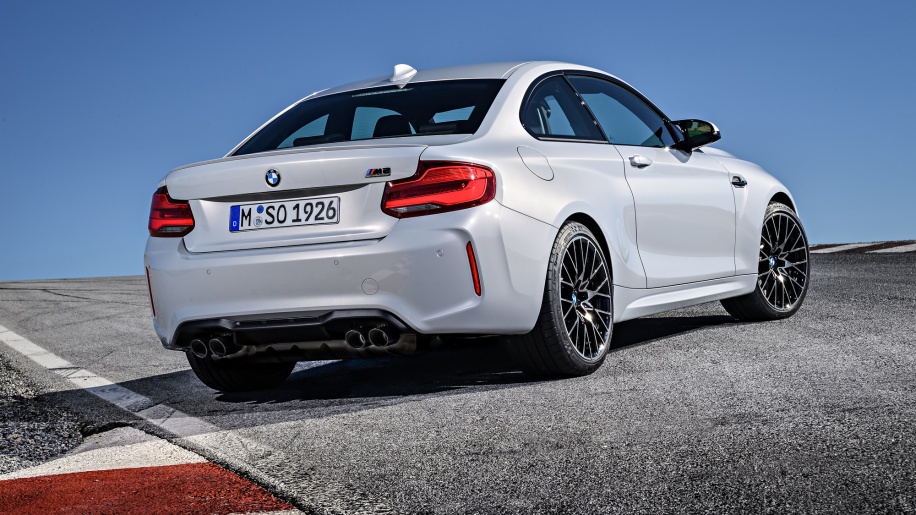 BMW M2 Competition 2019 lo dien anh 10