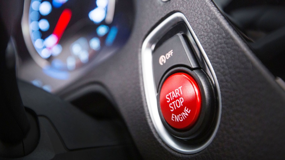 BMW M2 Competition 2019 lo dien anh 5