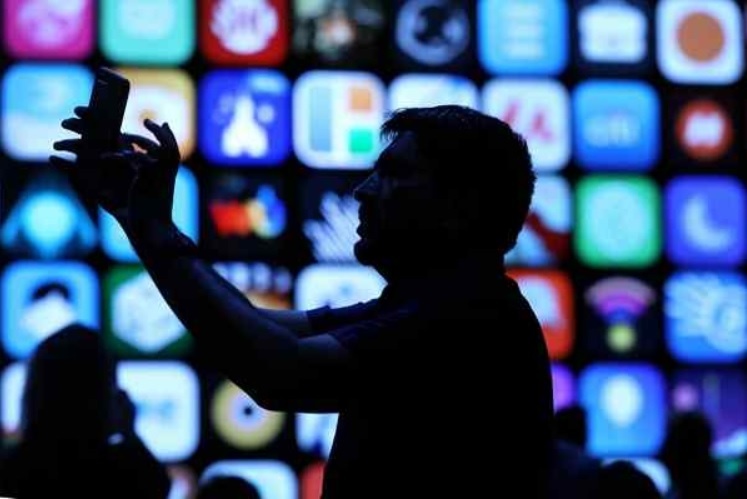 Apple dang muon ban bot dung iPhone? hinh anh