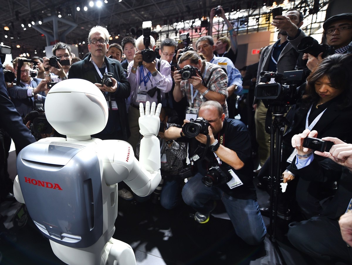 Du an robot Asimo cham dut anh 2