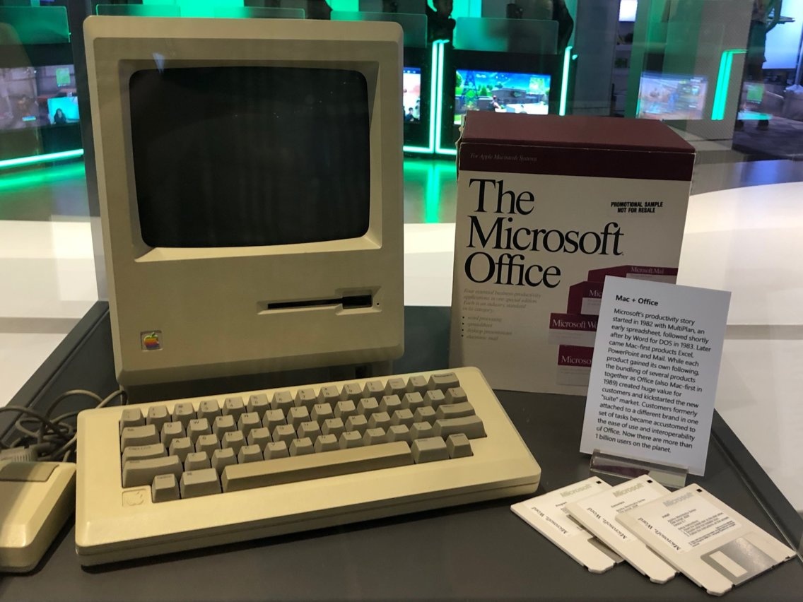 Macintosh duoc Microsoft trung bay anh 1