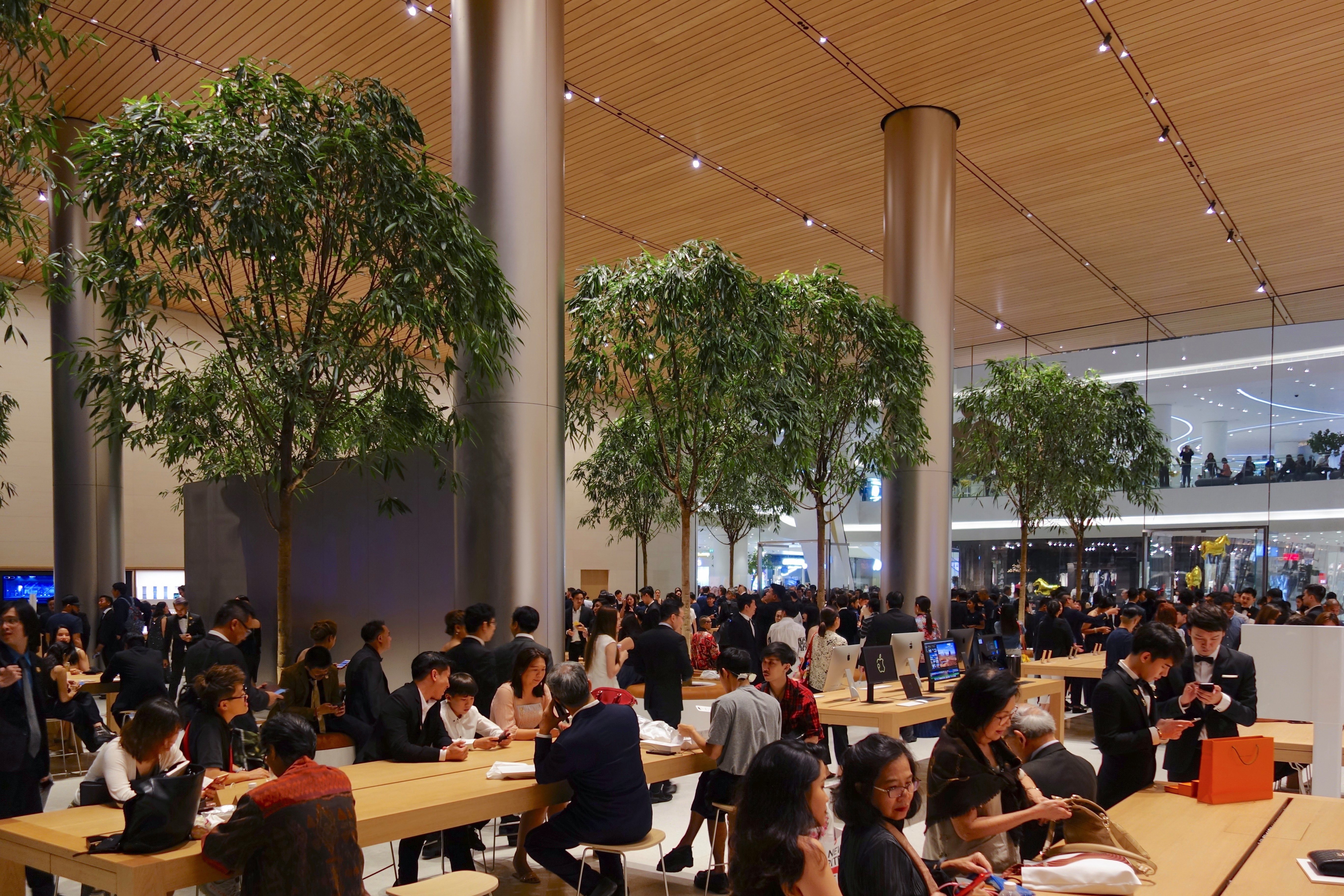 Apple Store tai Thai Lan chinh thuc mo cua hinh anh