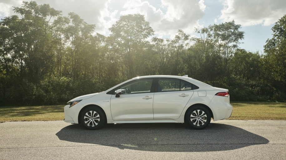 Xe Toyota Corolla Hybrid 2020 anh 7