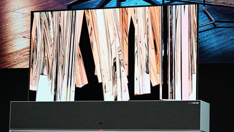 TV man hinh lon thong tri phong khach anh 3