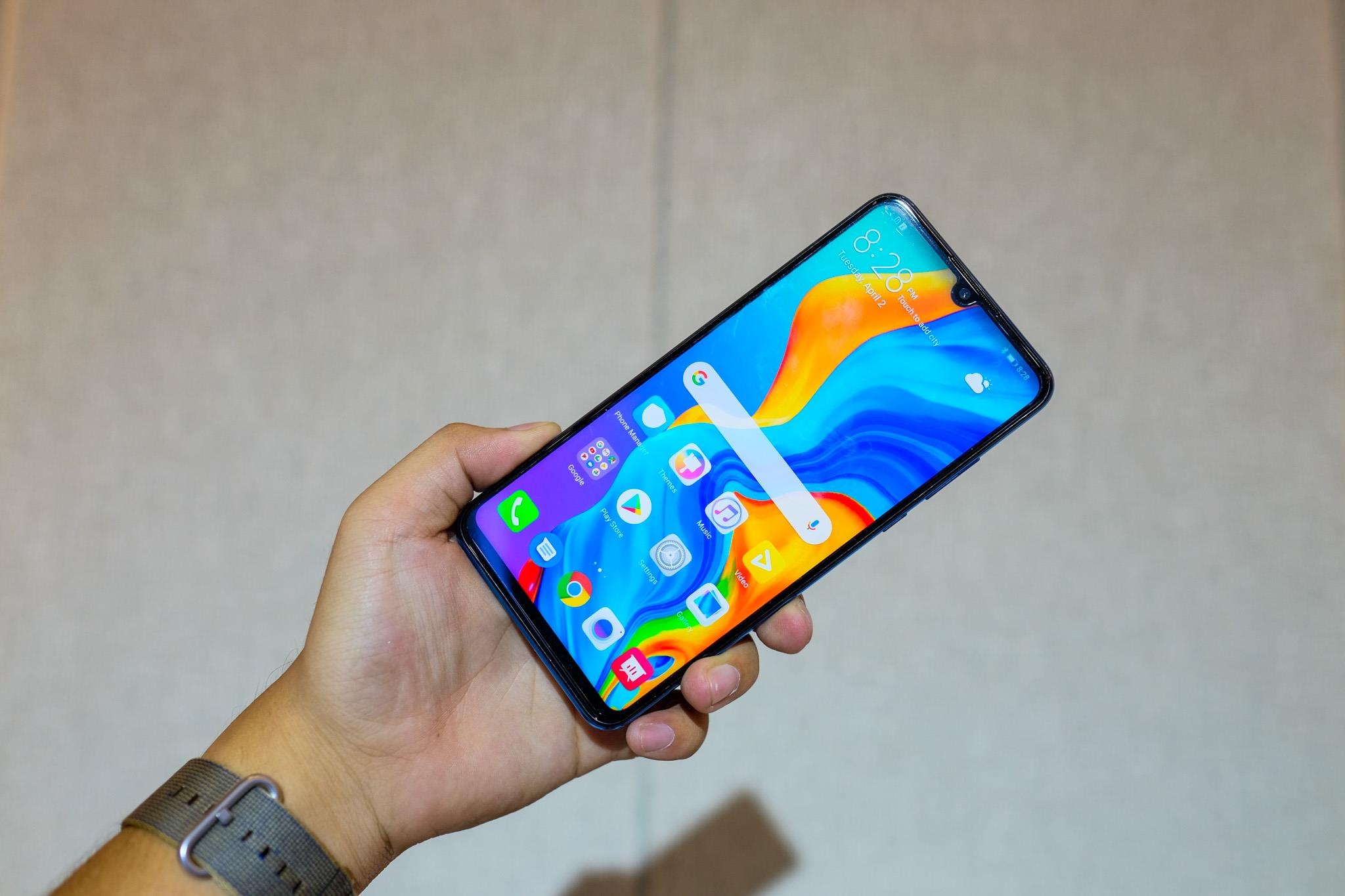 Huawei P30 Lite ra mat tai Viet Nam anh 3