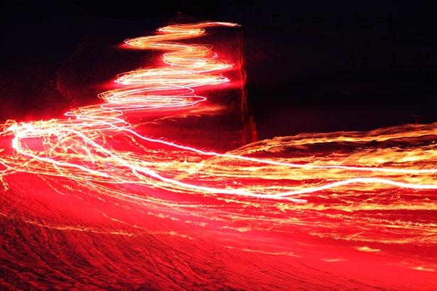 Anh sang co the day nhanh hon 30 lan, tao ra Internet sieu toc hinh anh