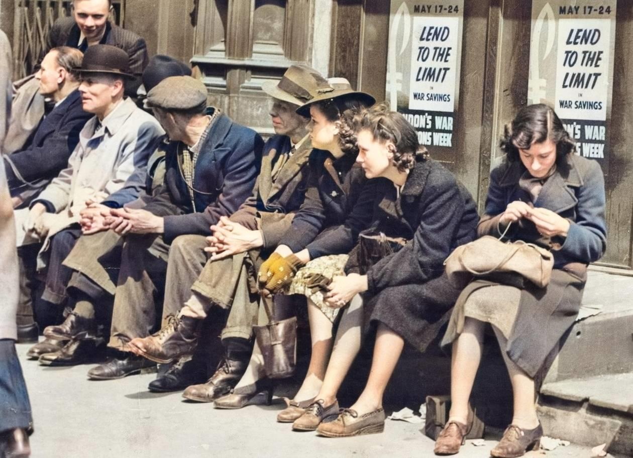 AI bien anh trang den thanh anh mau anh 12