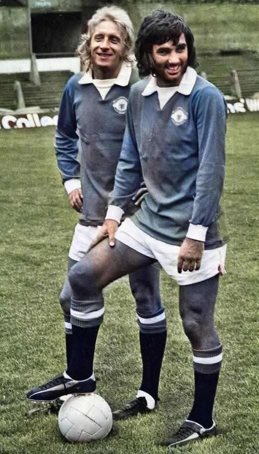 AI bien anh trang den thanh anh mau anh 14