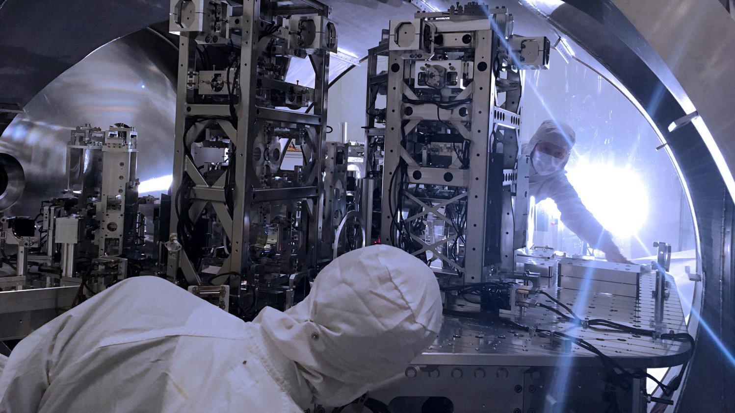 Máy dò sóng hấp dẫn phát hiện va chạm sao ảnh 1 May do song hap dan phat hien va cham sao anh 1