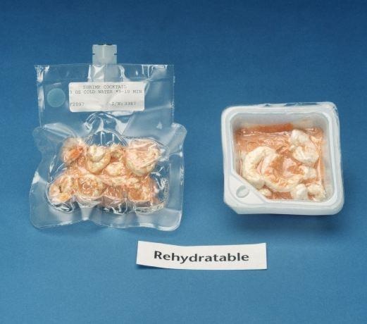 Phi hanh gia an gi trong khong gian? anh 3