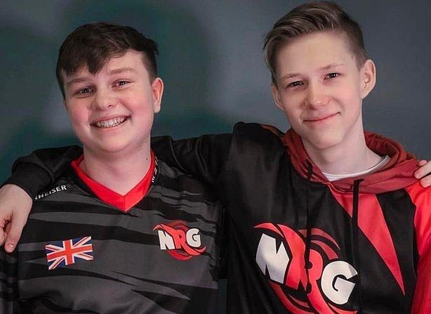 Bo hoc choi game kiem tien trieu anh 1