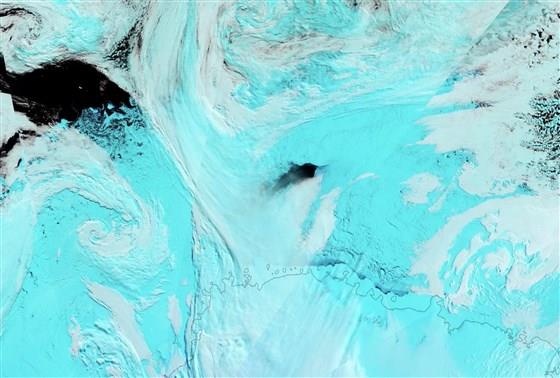 Vung nuoc trung o Nam Cuc anh 2