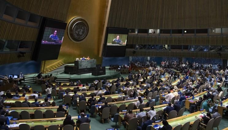 Jon Snow xin loi khan gia Game of Thrones anh 3