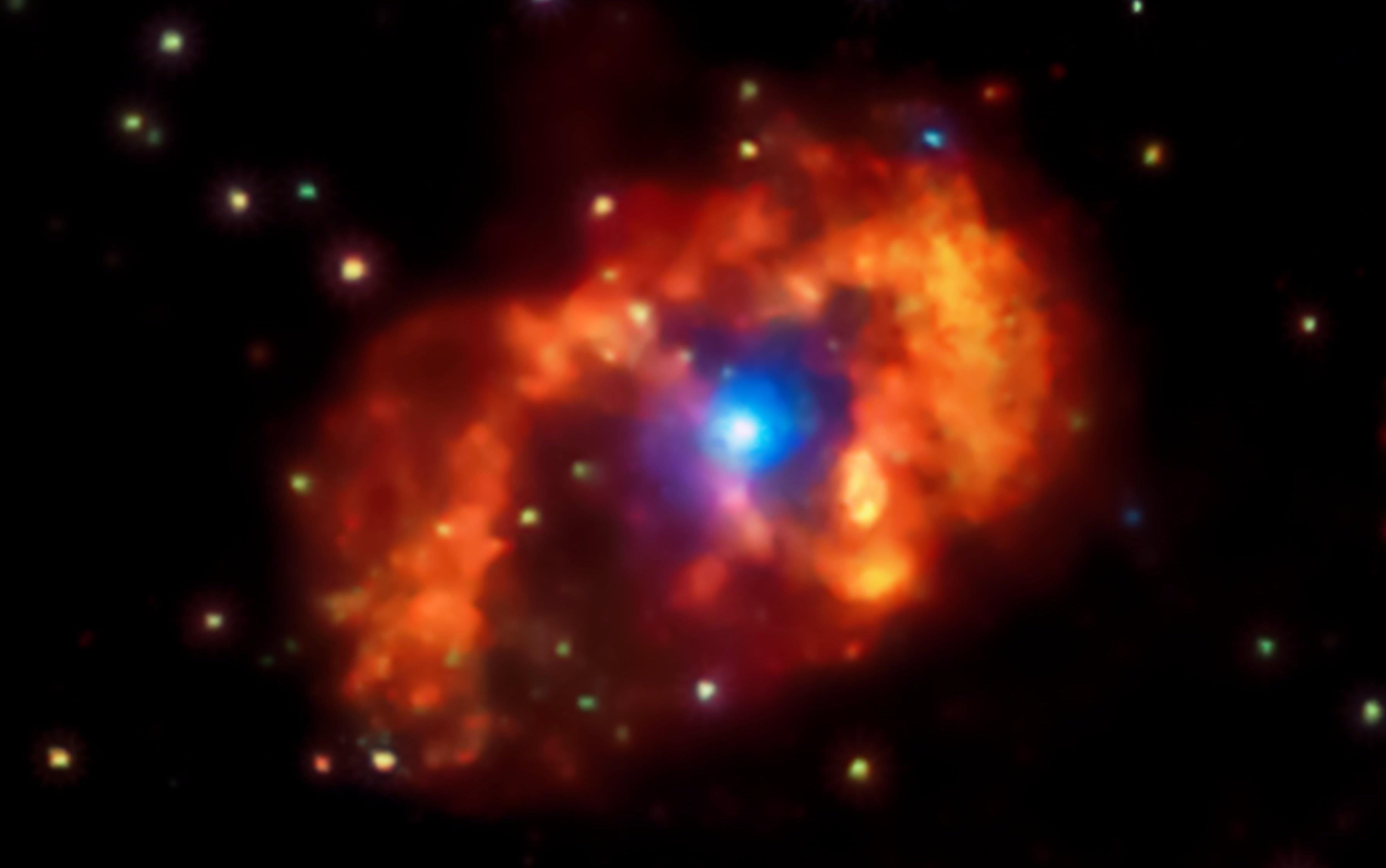 NASA cong bo hinh anh Eta Carinae nhan ky niem Quoc khanh 4/7 hinh anh