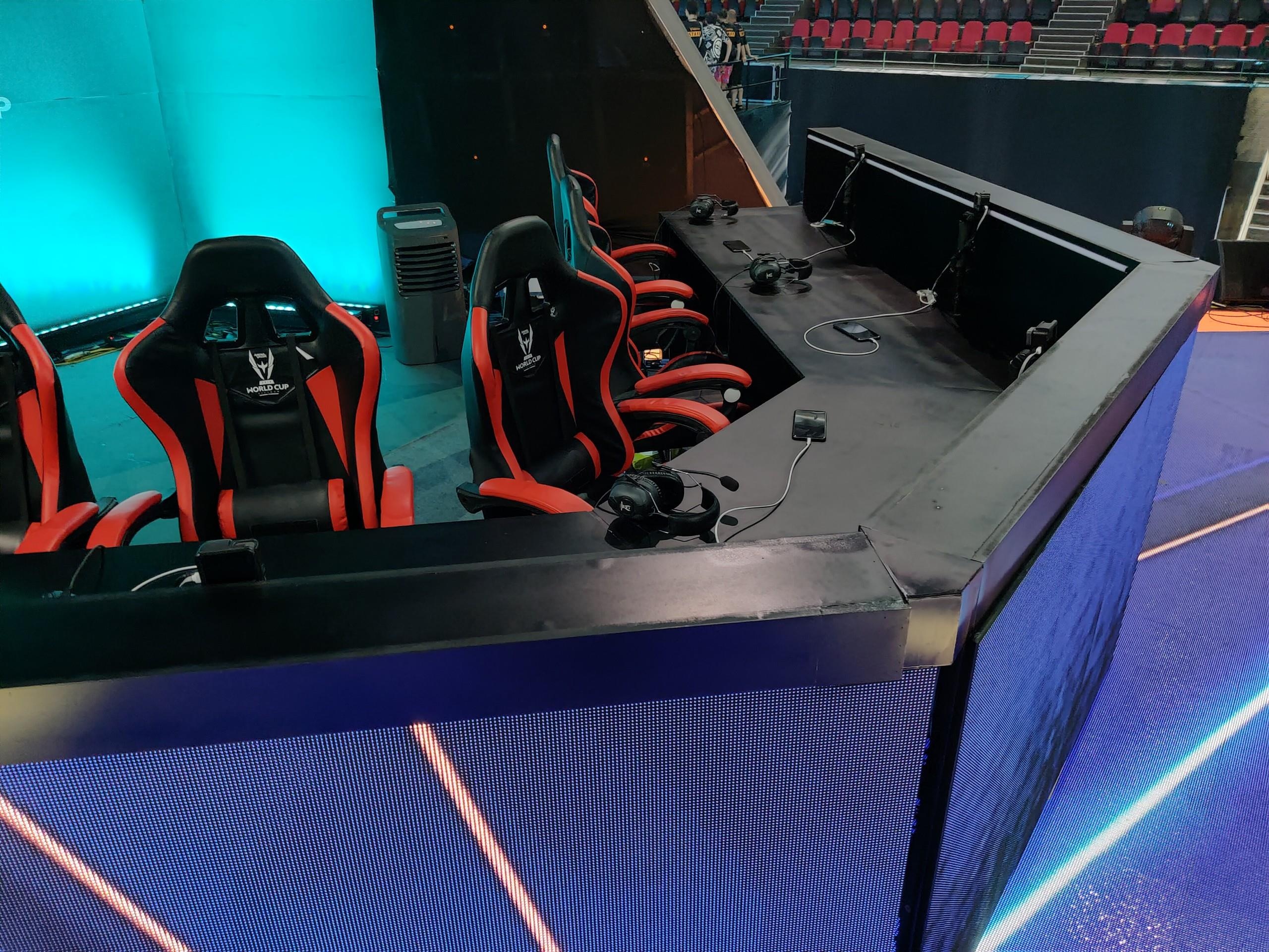 Chung ket Lien quan the gioi AWC 2019 anh 7