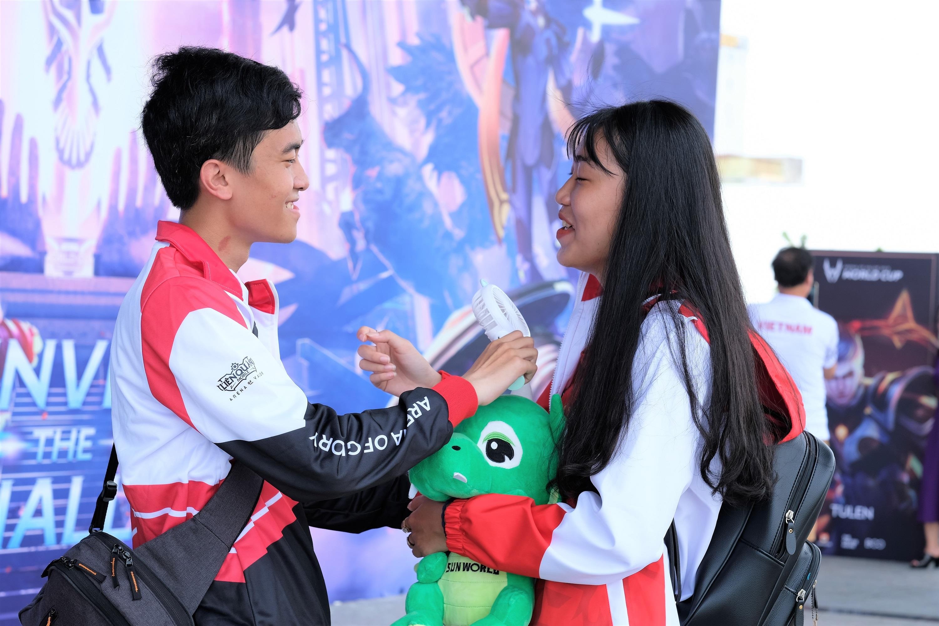 Chung ket Lien quan the gioi AWC 2019 anh 5