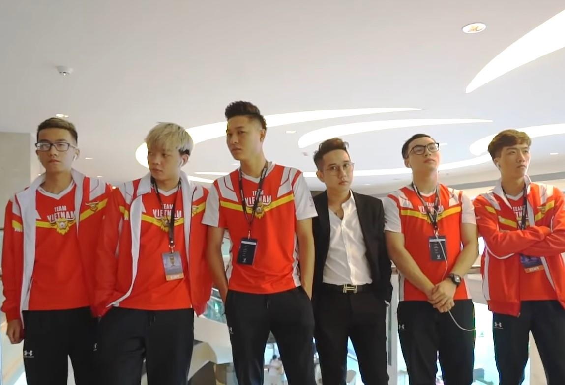 Vuot qua MZD, Team Flash tiep tuc giu ngoi dau bang DTDV mua Xuan 2020 hinh anh