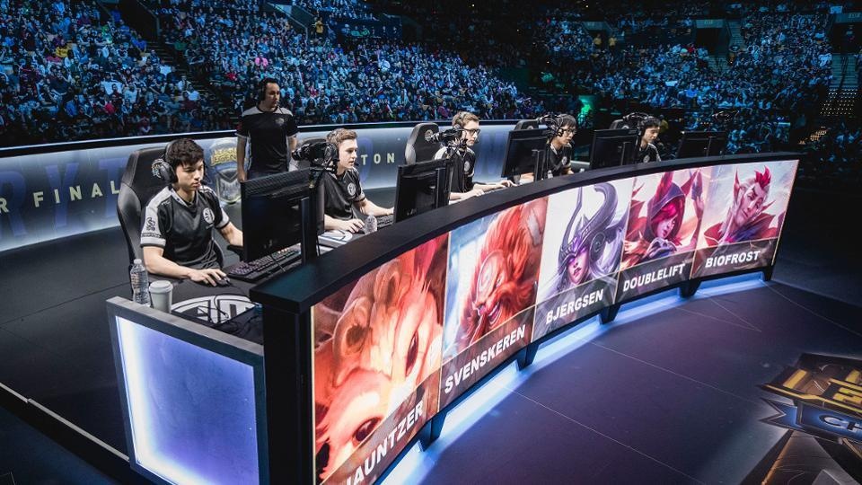 Nguoi goc Viet Andy Dinh eSports the gioi anh 4