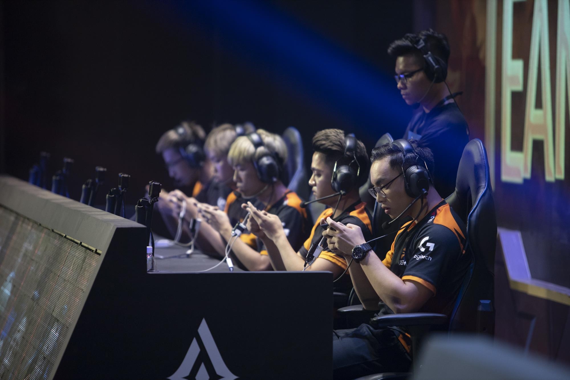 Team Flash khong dai dien Viet Nam tai SEA Games anh 6