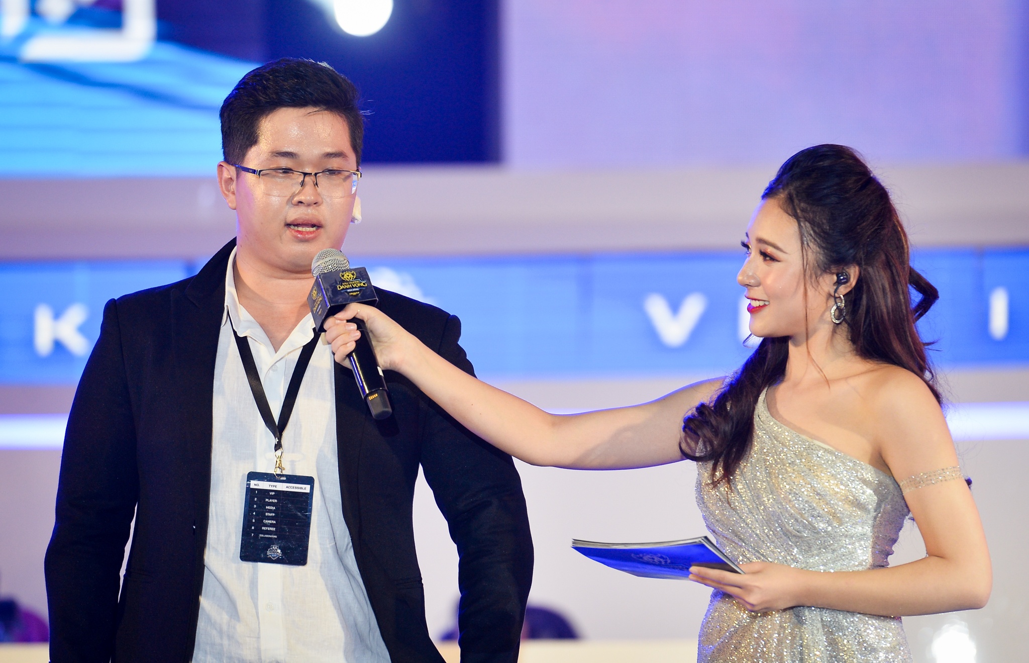 Team Flash de bep doi thu,  tien vao chung ket anh 3