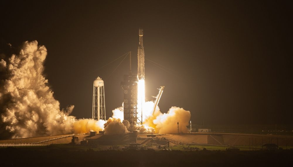 Kham pha vu tru trong mot thap ky qua anh 12