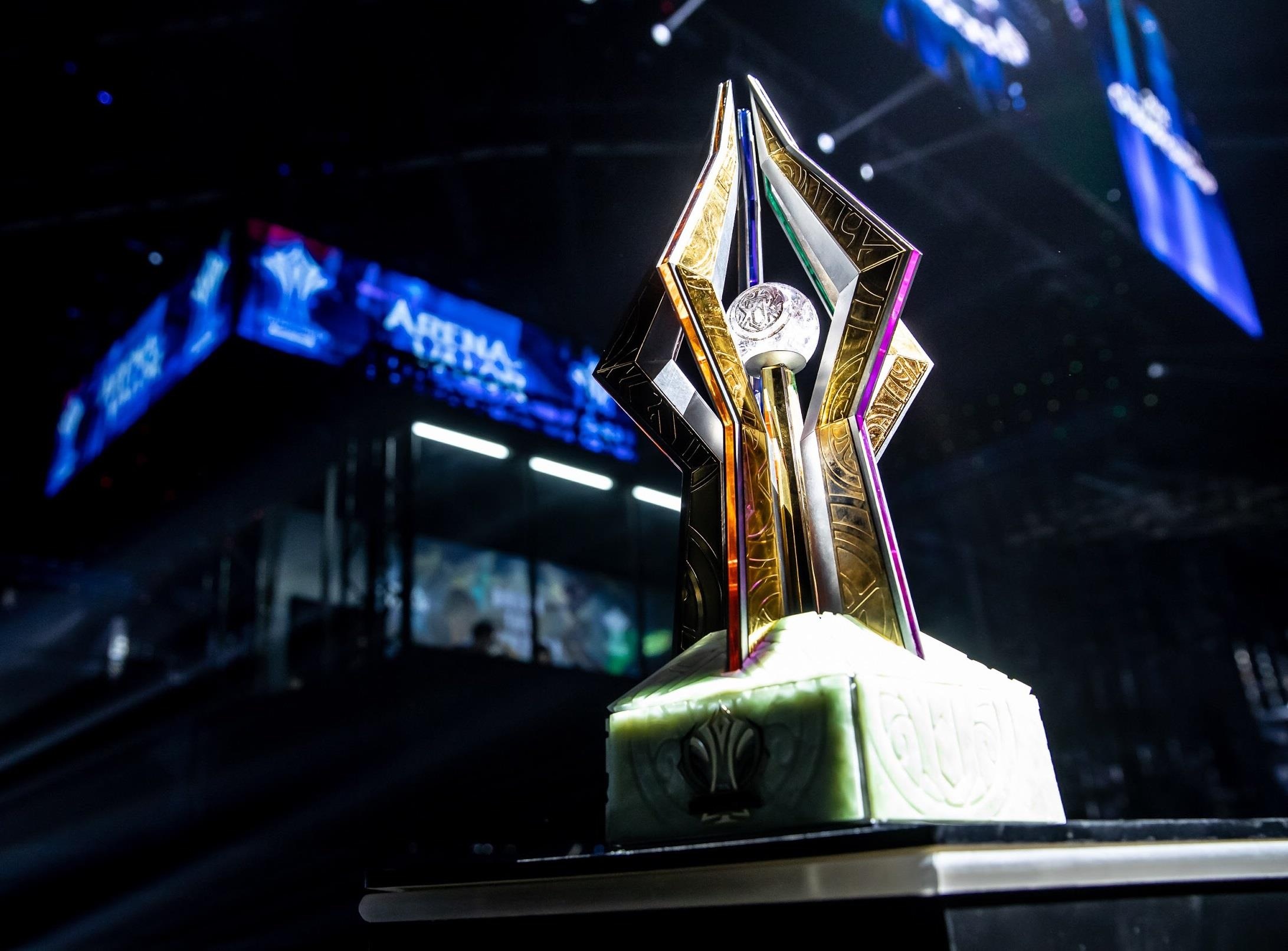 Chua khai mac, Lien Quan Mobile chau A da on ao vi than rung ra di hinh anh