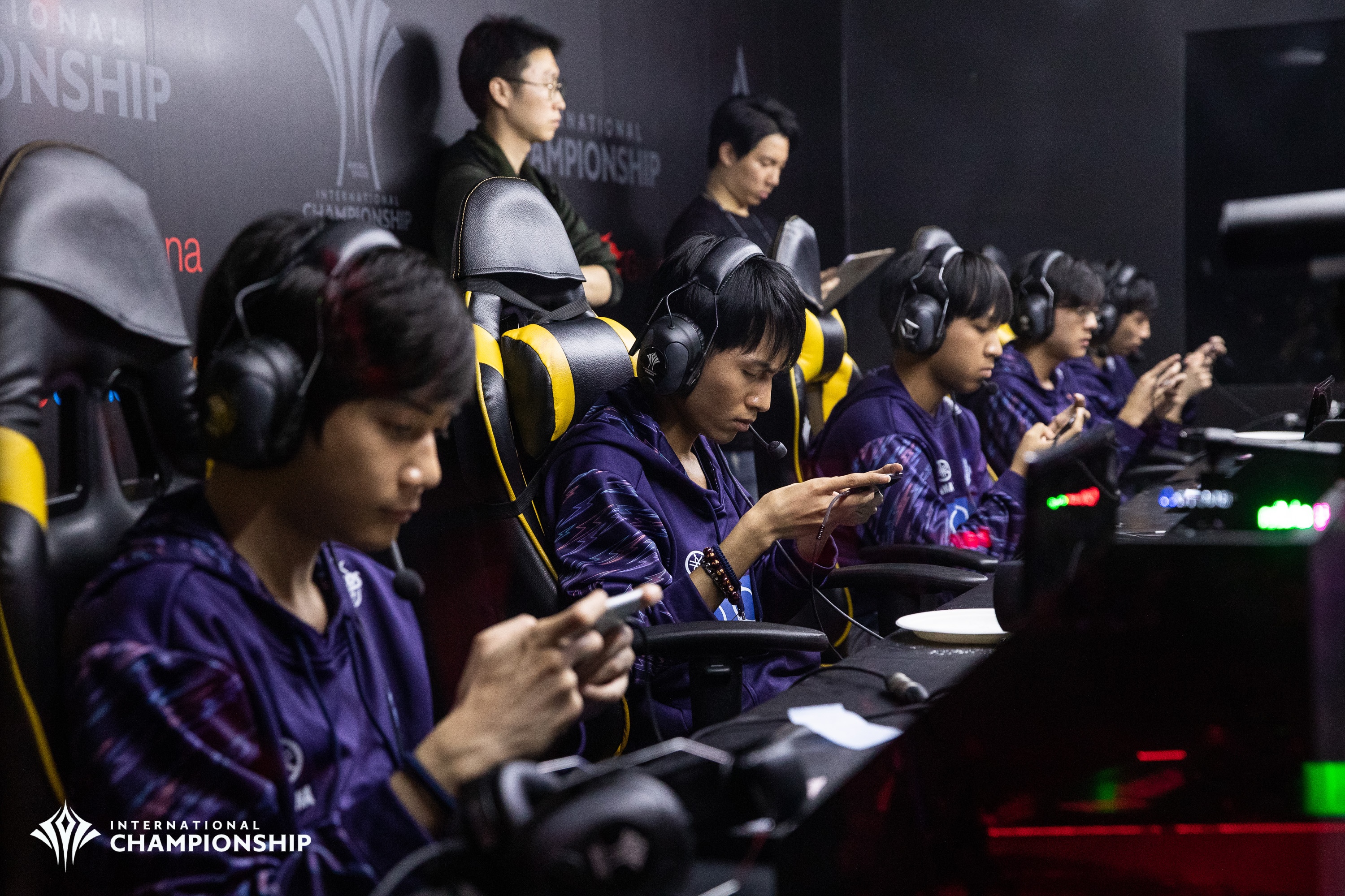 Team Flash len ngoi vo dich Lien Quan AIC anh 8