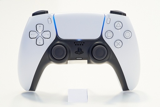 PlayStation 5 trinh dien thuc te kha nang 'chien' game anh 2